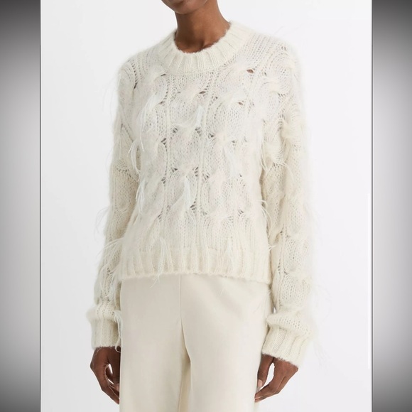 🍂NWT Vince Feather-Appliquéd Italian Cable-Knit Sweater - Picture 3 of 16